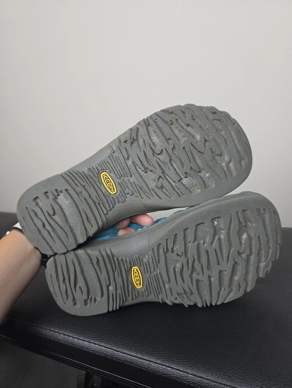 KEEN Whisper Blue Turquoise Water Trail Sport Sandals Shoes Women's Size 5